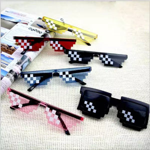 1PC NEW Mosaic Sunglasses Trick Toy Thug Life Glasses Deal With It Glasses Pixel Black Mosaic Sunglasses Cool Jokes Funny Toys