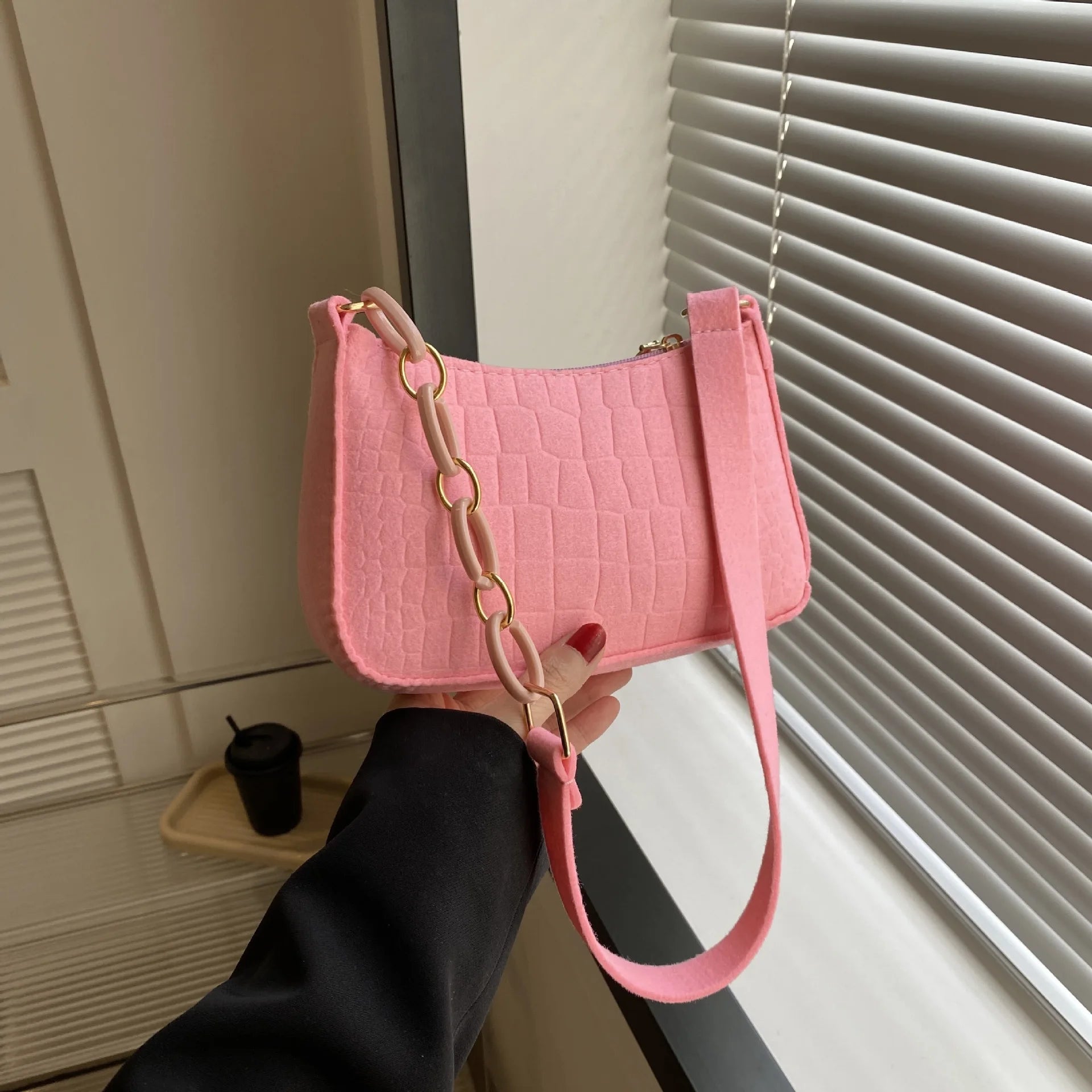 Fashion Felt Shoulder Bags for Women Women's Subaxillary Bag Design Advanced Texture Armpit Handbags Purses Crescent Saddle Bag